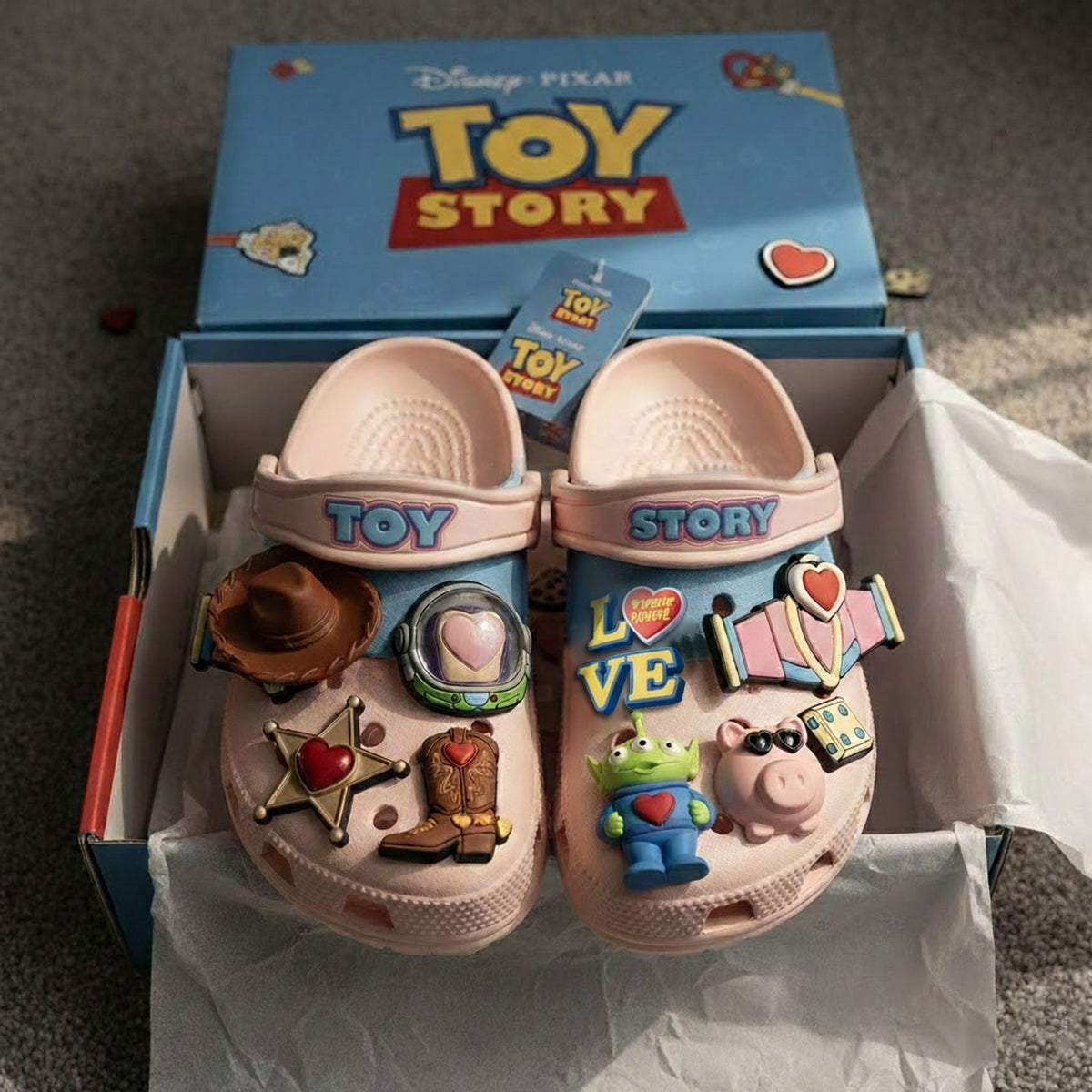 TSTR Premium Valentine Clogs TNSM